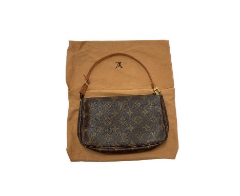 Louis Vuitton monogram Pouchette handbag with dust bag.Very good condition. Lining is also in very good condition. See additi