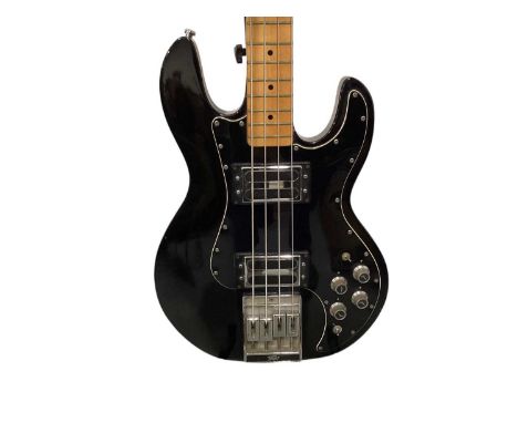 Peavey T-40 1981 Bass, Serial No.00739751 &amp; Mono M8O Series Guitar Bag (2)There are various cosmetic marks and chips to t