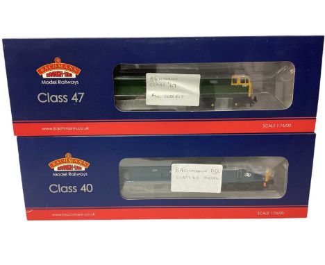 Bachmann OO Gauge BR Two Tone Green Class 47 Diesel "Thor " D1677, Boxed No. 31-656DC, BR Blue Class 40 Diesel 40141, Boxed N