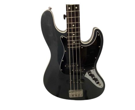 Fender Jazz Bass, Serial No.JD 14007650 &amp; Mono Bass Bag (1)Mono bag is as new. Bass is very clean but has chips to the bo