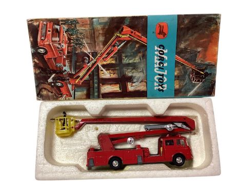 Corgi Major diecast Ford Tilt Cab "H" Series with detachable trailer, No.1137 &amp; Carrimore Low-Loader, No.1100 (x2), all i