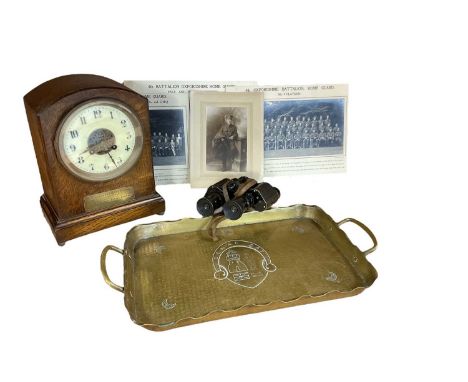 Late Victorian oak cased mantel clock with applied brass presentation plaque 'Robert Wardle 1st Vol. Battn. Border Regt.' 189