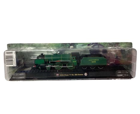 Railway OO Gauge model locomotives including 2-6-0 Gresley K3 Class (1920), 2-4-0 V Class (1934), 2-6-0 5MT Class (1947) and 