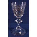 Een kerkglas met verguld wapen met kroon en monogram 'FR', Duitsland 18e eeuw.