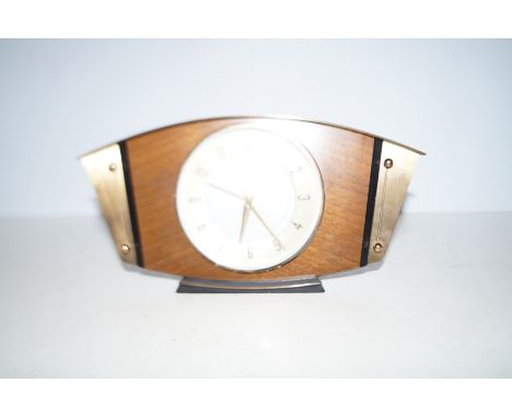 Metamec retro mantle clock 