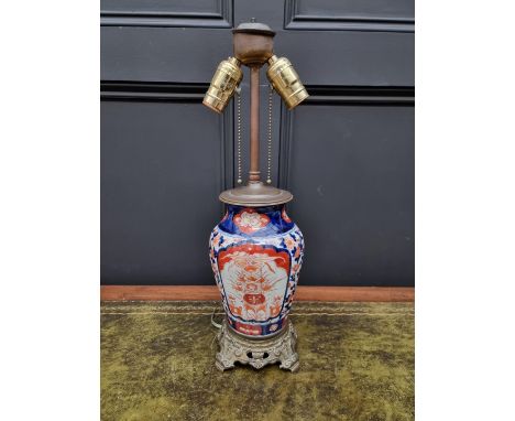 A Japanese Imari table lamp,&nbsp;total height 48cm high. 