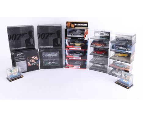 Corgi, a collection of mainly 007 James Bond recent models, all boxed (19).