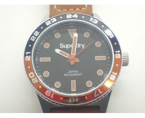 Gents Superdry wristwatch CONDITION REPORT: This item is working at lotting
