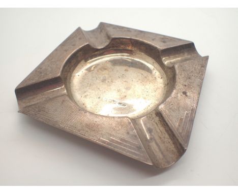 Hallmarked silver engine turned ashtray 10 x 10 cm 