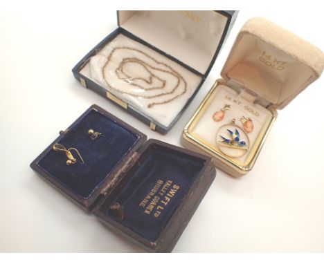Collection of 9ct 14ct and 15ct gold items including earrings brooch and a length of supposed gold chain A/F