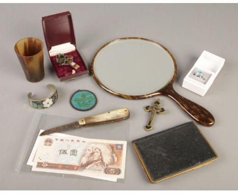 A quantity of collectables. Includes horn beaker, jewellery, Celtic style pendant on chain, Real Lamb Foot folding knife etc.