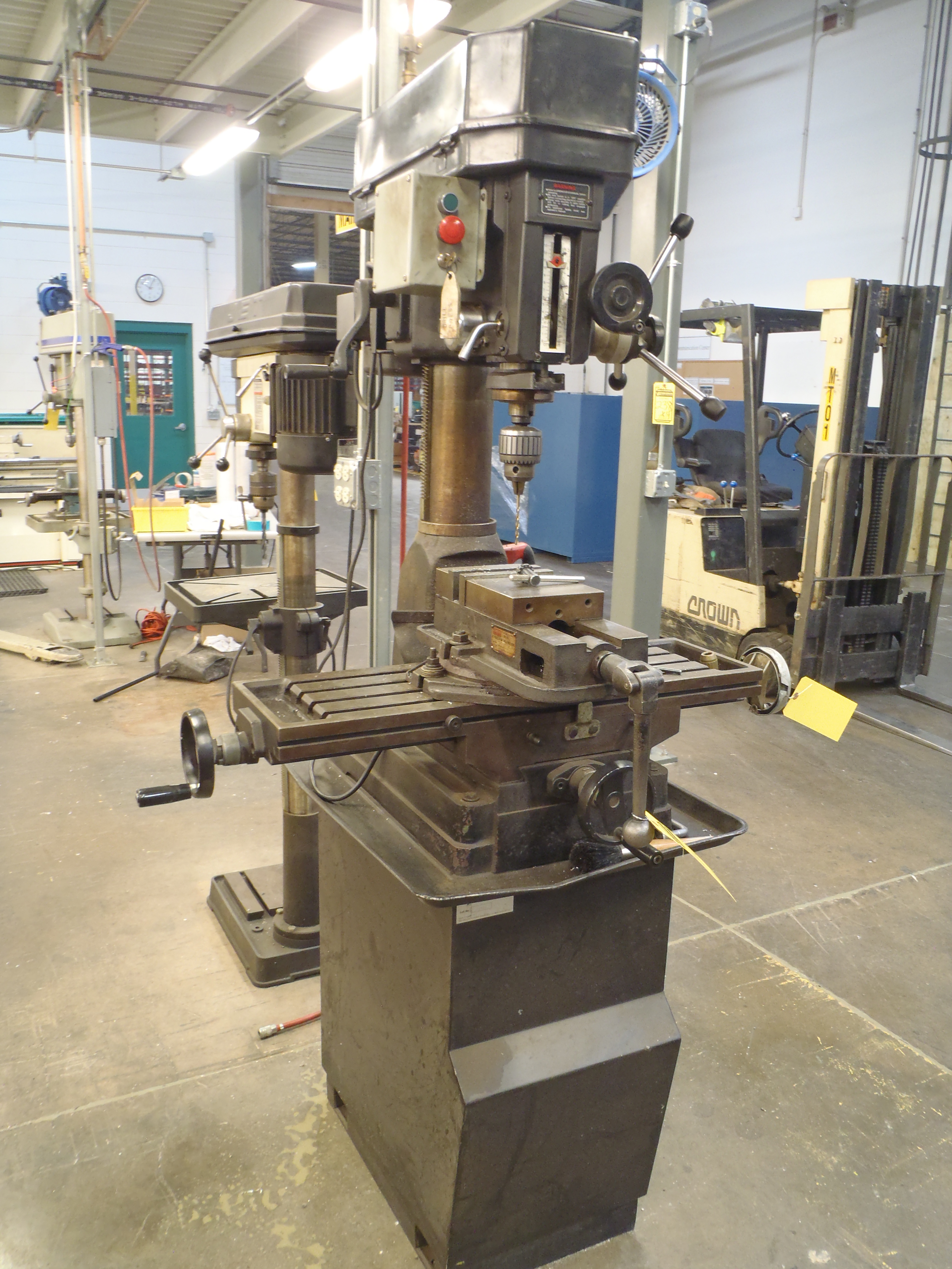 { Group of lots 219, 220 } DAYTON 12SPEED MILL DRILL, MODEL 2AC 40