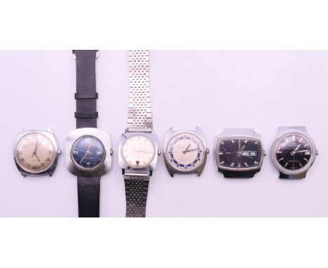 A quantity of vintage Timex gentleman's wristwatches.