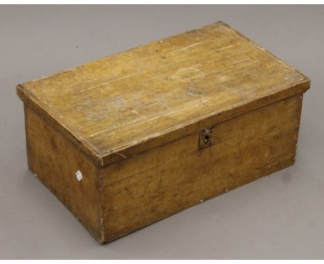 A small Victorian scumbled pine trunk. 51 cm wide.