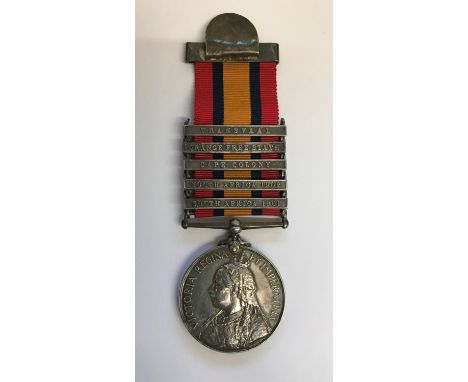A FIVE CLASP QUEEN'S SOUTH AFRICA MEDAL. A Queen's South Africa Medal with South Africa 1901, South Africa 1902, Cape Colony,