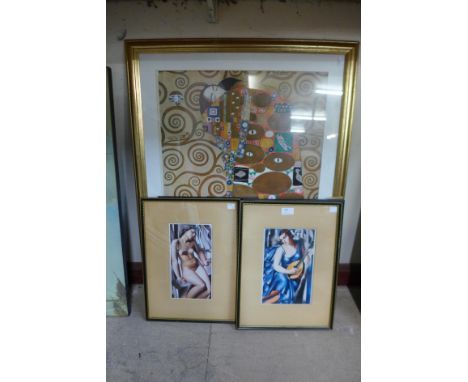 A Gustav Klimt print and a set of four Tamara de Lempicka prints, framed 