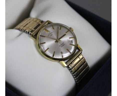 A boxed gentleman's Rotary 21 jewels Incabloc wristwatch with baton markers and date chapter.
