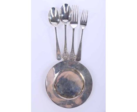 GEORGE V SMALL SILVER ARMADA STYLE PIN DISH
maker George Edward & Sons, Sheffield 1915, 12cm in diameter; together with a lat
