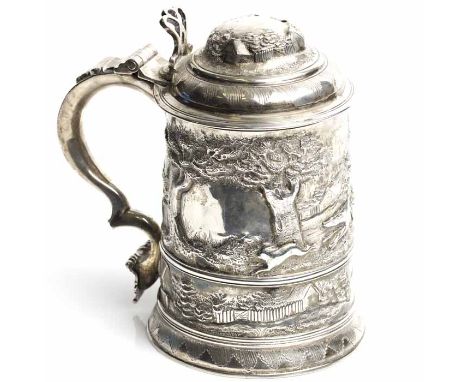 IMPRESSIVE GEORGE III SILVER TANKARD
maker probably Charles Wright, London 1769, the dome cover with thumb piece above a scro