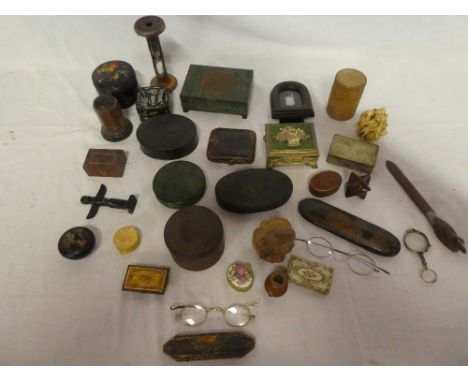 A selection of various table boxes, miniature boxes, old egg timer, part Tunbridgeware octagonal container, etc