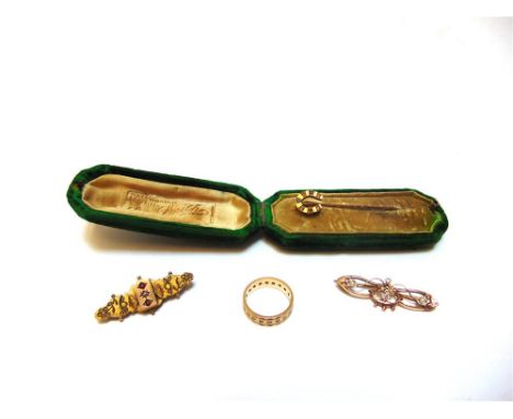 A 9 CARAT GOLD ETERNITY STYLE RING 3.4g gross; a 9 carat gold late Victorian locket brooch; a similar period seal pearl brooc