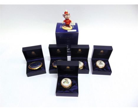 A ROYAL DOULTON DISNEY SHOWCASE 'TIMOTHY MOUSE' FIGURE  and five boxed Royal Worcester trinket boxes