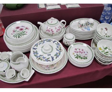 Portmeirion 'Botanic Garden' Dinner Service, comprising 9 x dinner plates 26.5cm diameter, 6 x medium plates 21.5cm diameter,