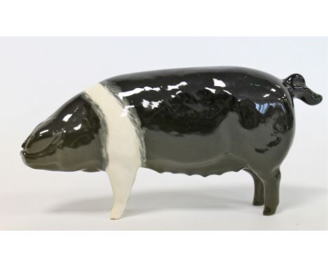 Beswick figure: Wessex Saddleback Sow "Merrywood Silver Wings 56th", no. 1511, gloss, 7cm high.