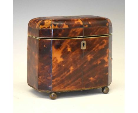 Early 19th Century tortoiseshell tea caddy, of canted oblong bowfront design with pewter stringing, the hinged cover with vac