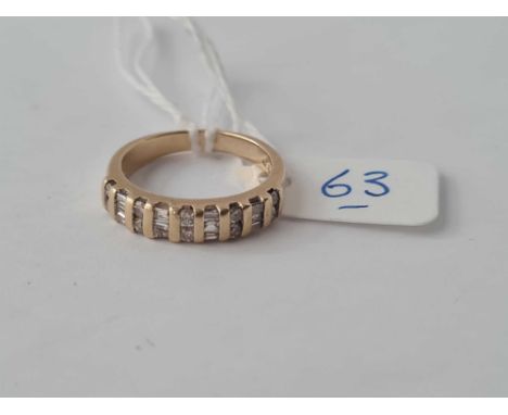 Vintage half eternity ring in 9ct set with baguette &amp; round diamonds size N