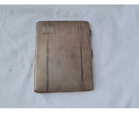 An engine turned cigarette case - Birmingham 1942 - 145 g.