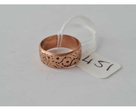 A wedding band in rose gold size K - 3.8 gms 