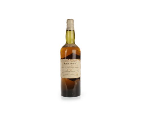BLACK & WHITE - EARLY 20TH CENTURYBlended Scotch Whisky'By Appointment Distillers to HM the King & HRH the Prince of Wales', 