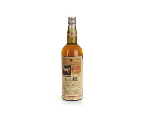 WHITE HORSE SPRING CAPBlended Scotch Whisky. Pre-1952 bottling. Bottle no. 1456052. No capacity or strength stated.    CONDIT