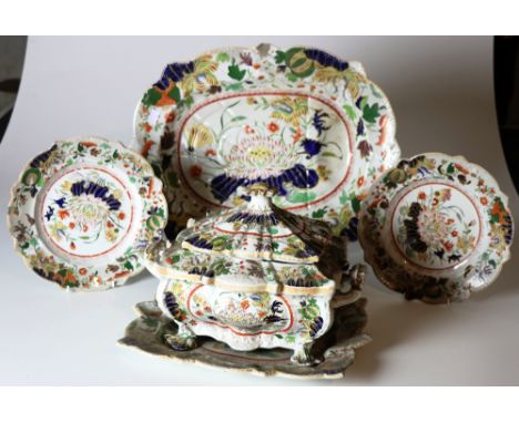 A very fine large antique Masons's Ironstone Dinner Service, various size plates, meat dishes, strainers, vegetable dish, sou
