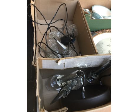 Two boxes with light fittings 