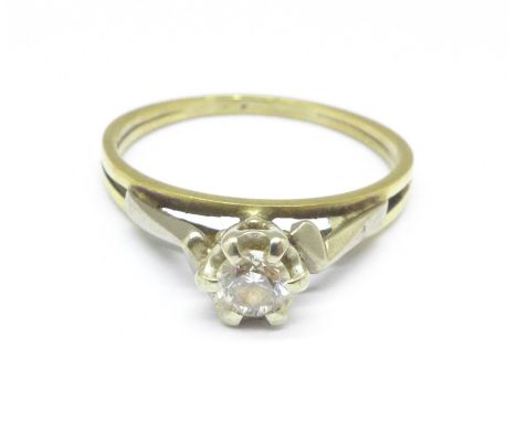 A yellow metal diamond solitaire ring, 3.2g, S