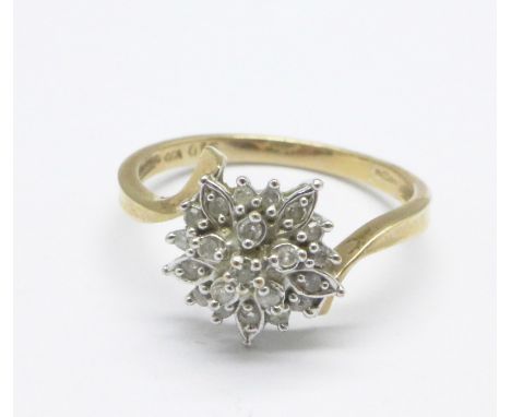 A 9ct gold and diamond cluster ring, 2.3g, P