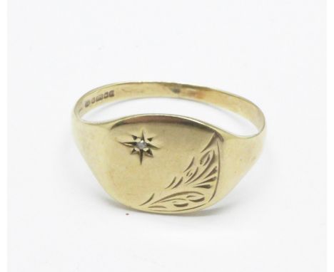 A 9ct gold ring, 1.8g, Q