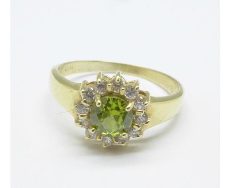 A 14ct gold cluster ring, 4g, T