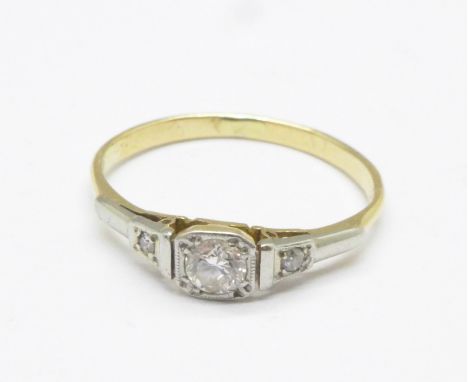 A yellow metal Art Deco diamond solitaire ring, 2g, P