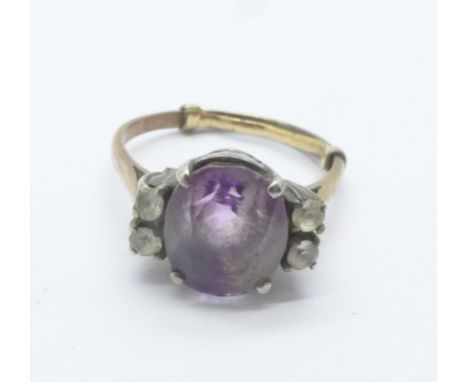 A 9ct gold and amethyst ring, 3.8g, O