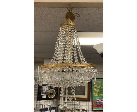 BAG CHANDELIER