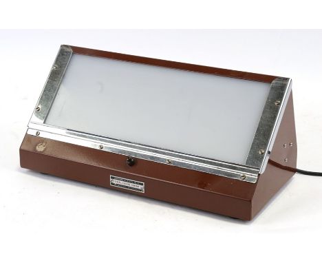 A vintage General Electric Company light box, 39cm (15.25ins) wide 