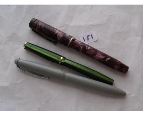 Three vintage fountain pens  Conway Stewart etc       