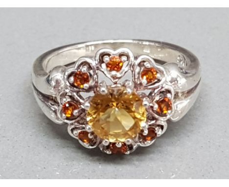 Silver and citrine cluster ring size R 1/2 5.9g gross