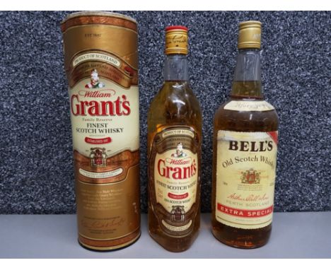 Bell's Extra Special whisky 1l 40% vol, and Grant's scotch whisky 70cl 40% vol, boxed.