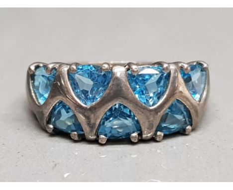 Silver seven stone blue topaz band ring size R 1/2 4.5g gross