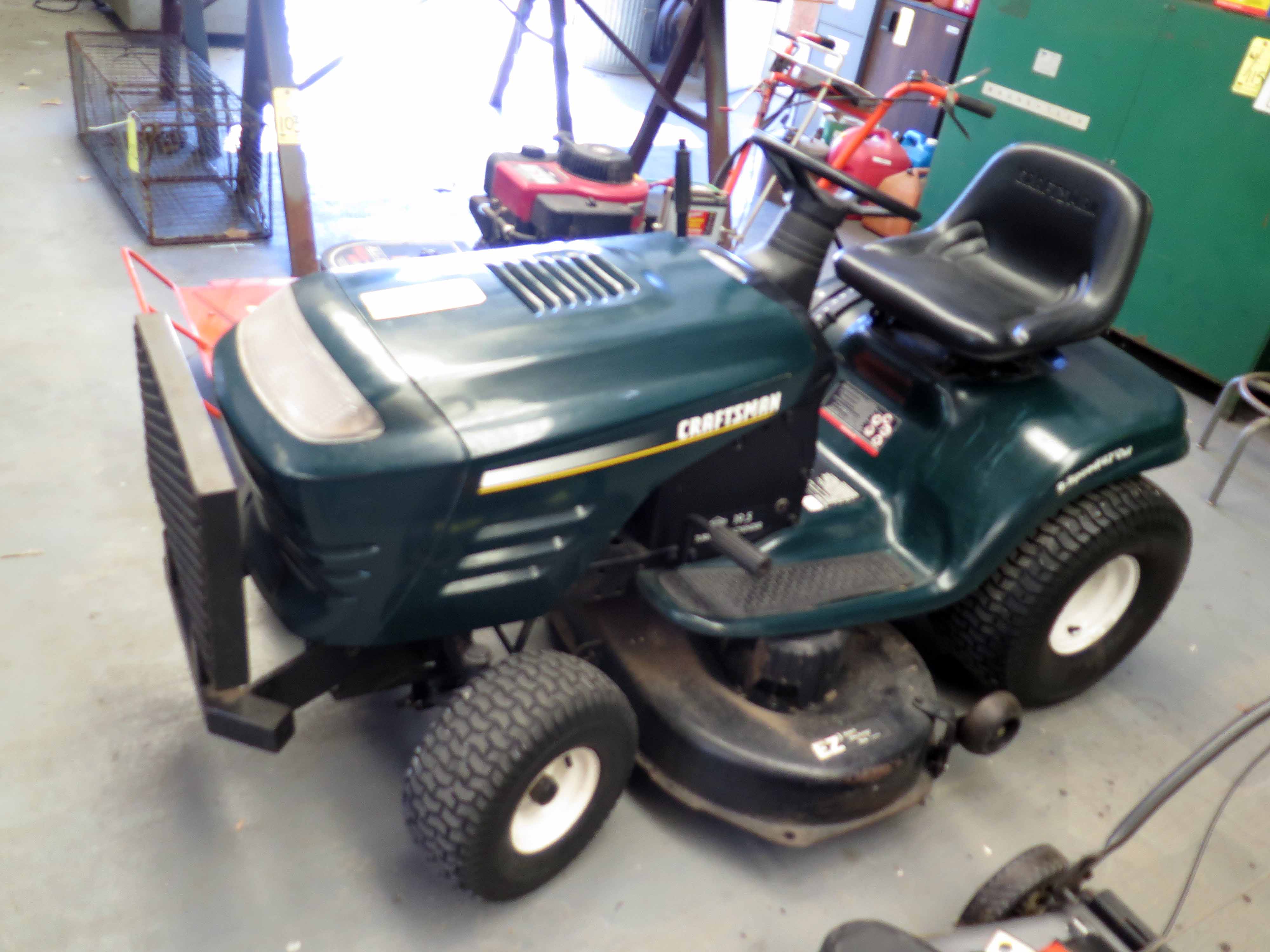 Craftsman 19.5 Turbo Twin Cylinder Riding Lawn Mower at Craftsman Tractor