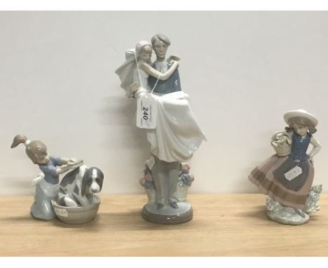 3 PIECES OF LLADRO (1 DAMAGED )